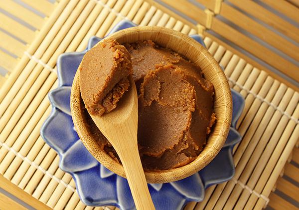 Miso truyền thống Nhật Bản từ đậu nành lên men
